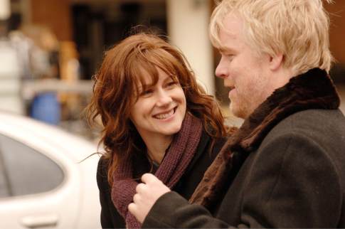 Laura Linney + Philip Seymour Hoffman in THE SAVAGES